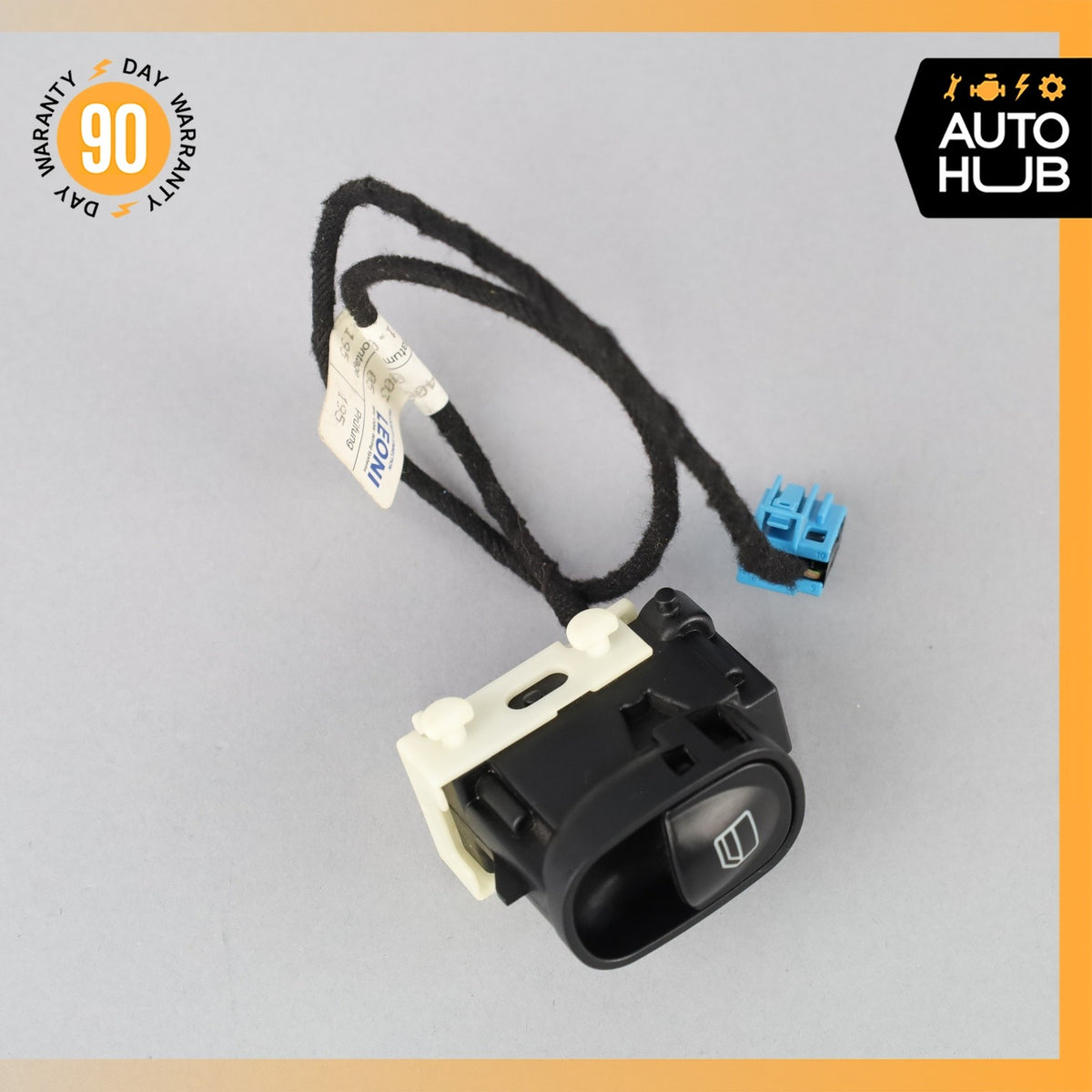 01-09 Mercedes W209 CLK500 CLK550 C320 Right Side Window Regulator Switch OEM - photo 3