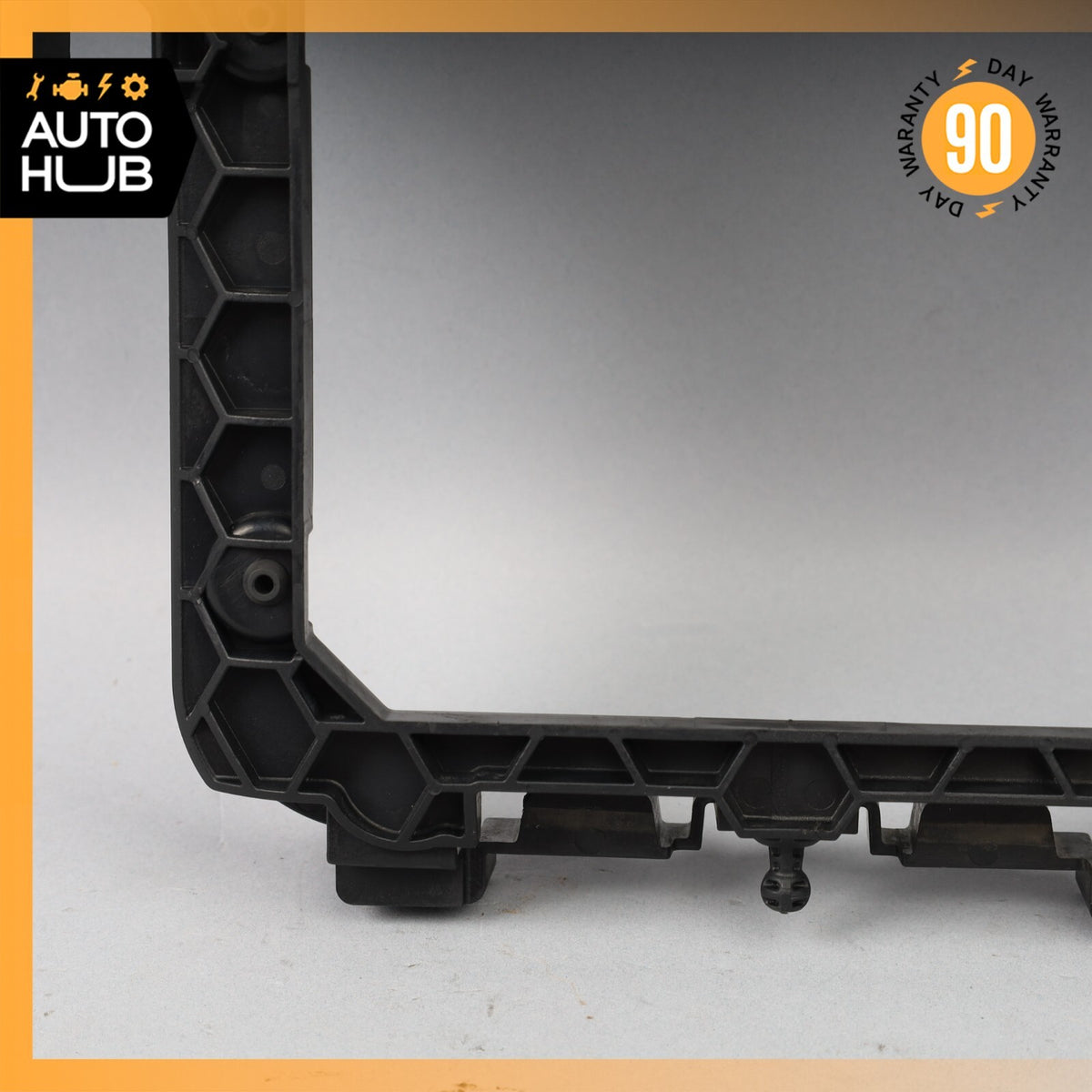 Mercedes W205 C300 SLC300 M274 Engine Control Unit Module ECU ECM Bracket OEM - photo 4
