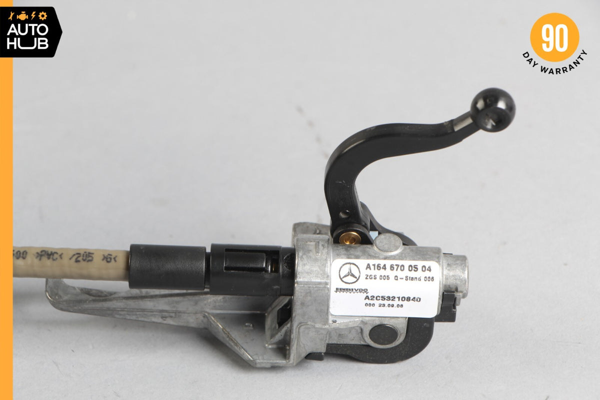 Mercedes X164 GL550 ML350 Rear Left Quarter Window Regulator Motor w/ Bracket - photo 4