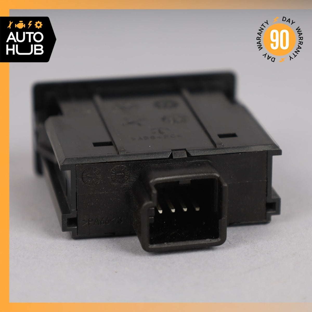 17-20 Maserati Levante M161 Center Console Charge Ports 670037782 OEM 44k - photo 4