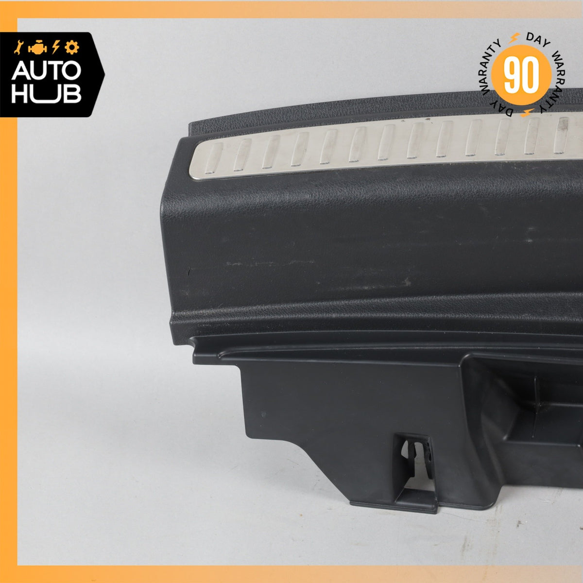 Porsche Macan 95B Trunk Scuff Plate Trim Panel 95B864483F OEM 88k - photo 6