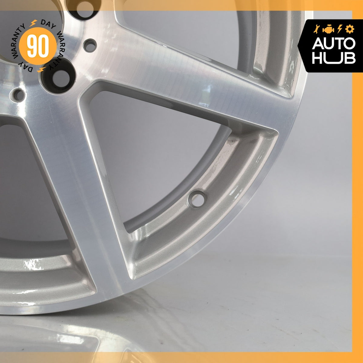 Mercedes W204 C250 C350 C300 C63 AMG Rear Wheel Rim 8.5 x 18 18" 2044019902 OEM - photo 6