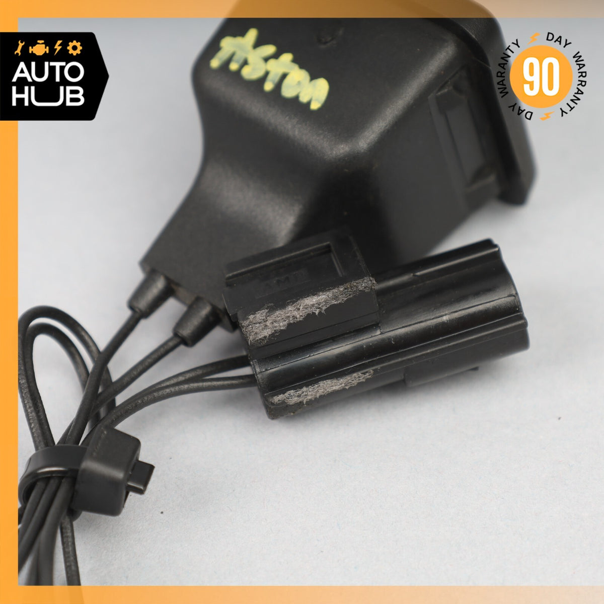 00-04 Aston Martin DB7 Vantage Lower Door Panel Interior Light 37122882AA OEM - photo 9