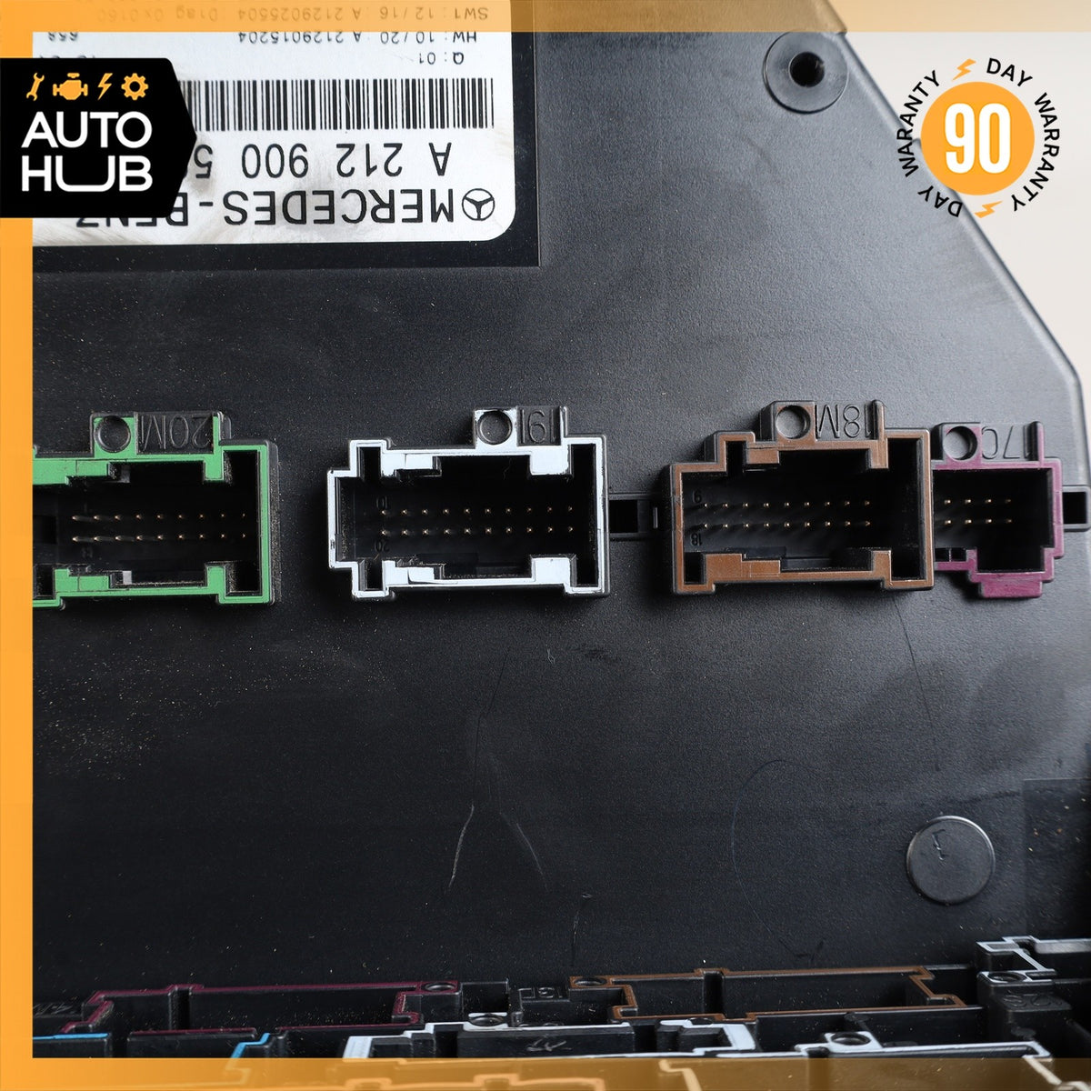 10-20 Mercedes X204 GLK250 SLK350 C250 Front SAM Module Relay Fuse Box OEM - photo 10