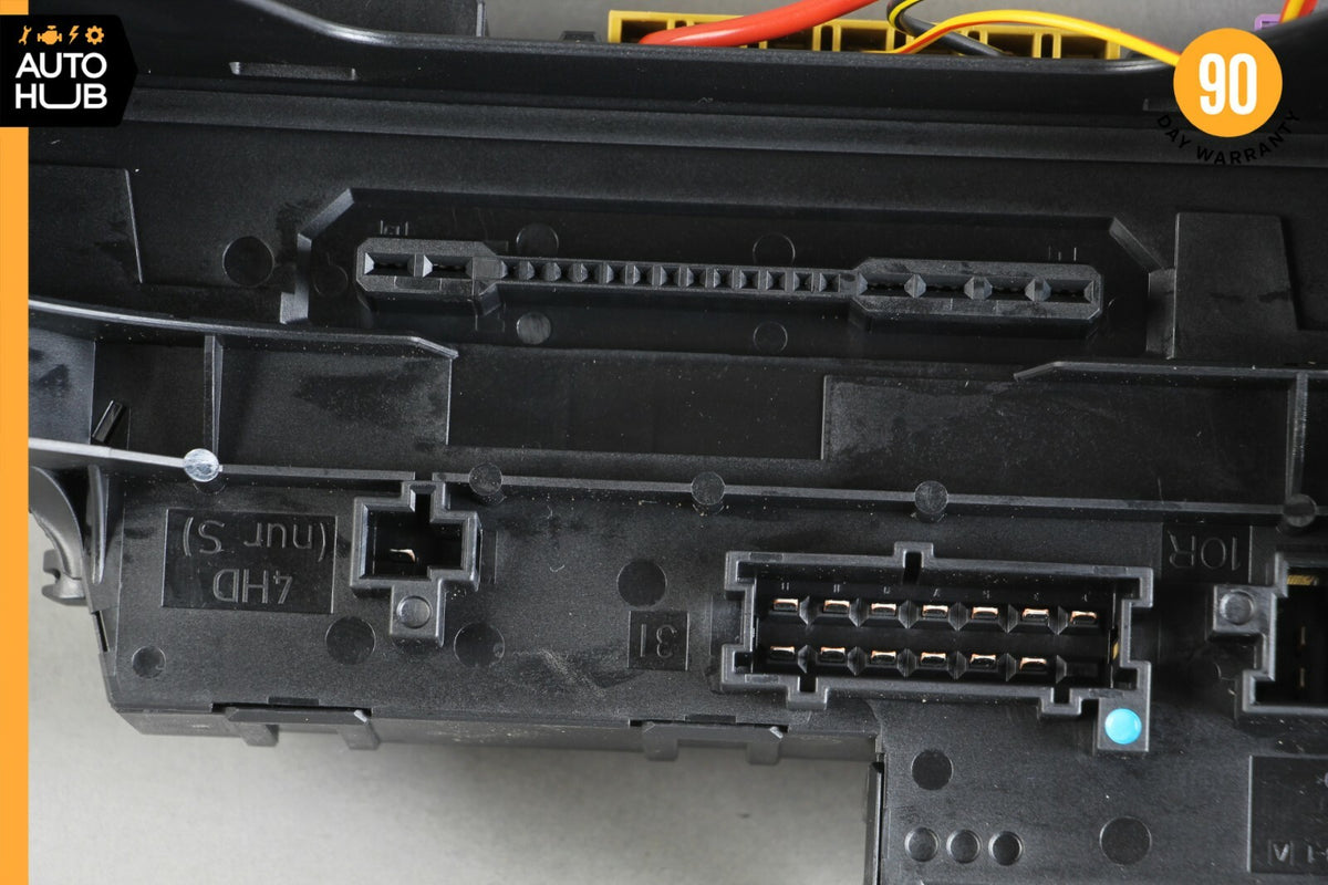 12-16 Mercedes R172 SLK350 SLK250 Rear Fuse Relay Box 1729060005 OEM - photo 7