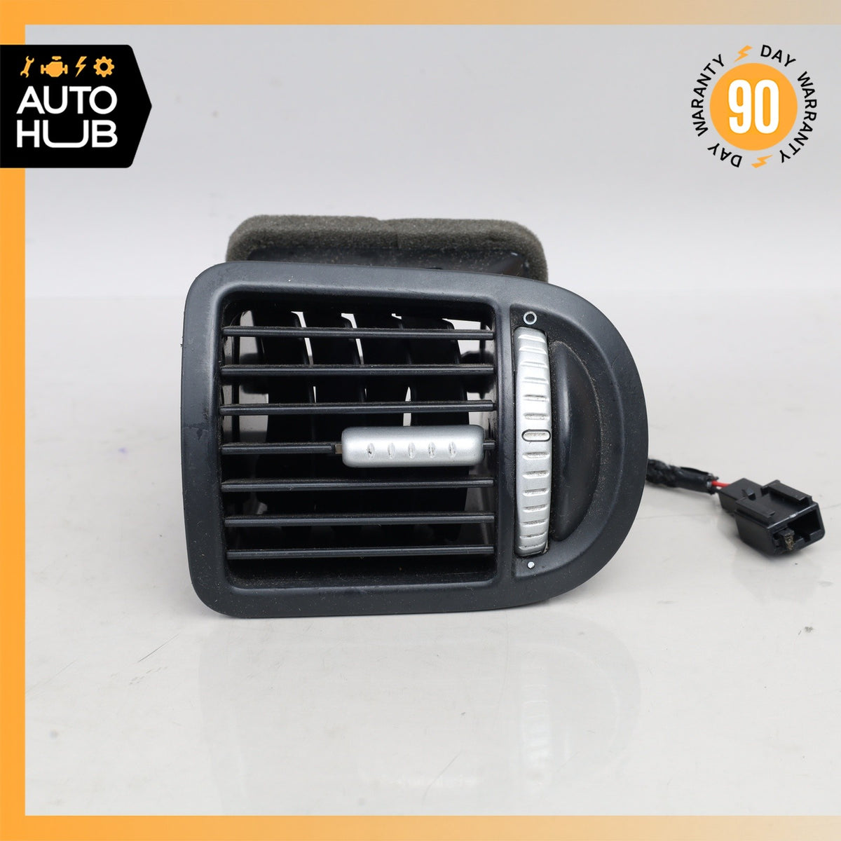 Porsche Cayenne 955 Right Passenger Dashboard A/C AC Air Vent 7L5819704A OEM - photo 2
