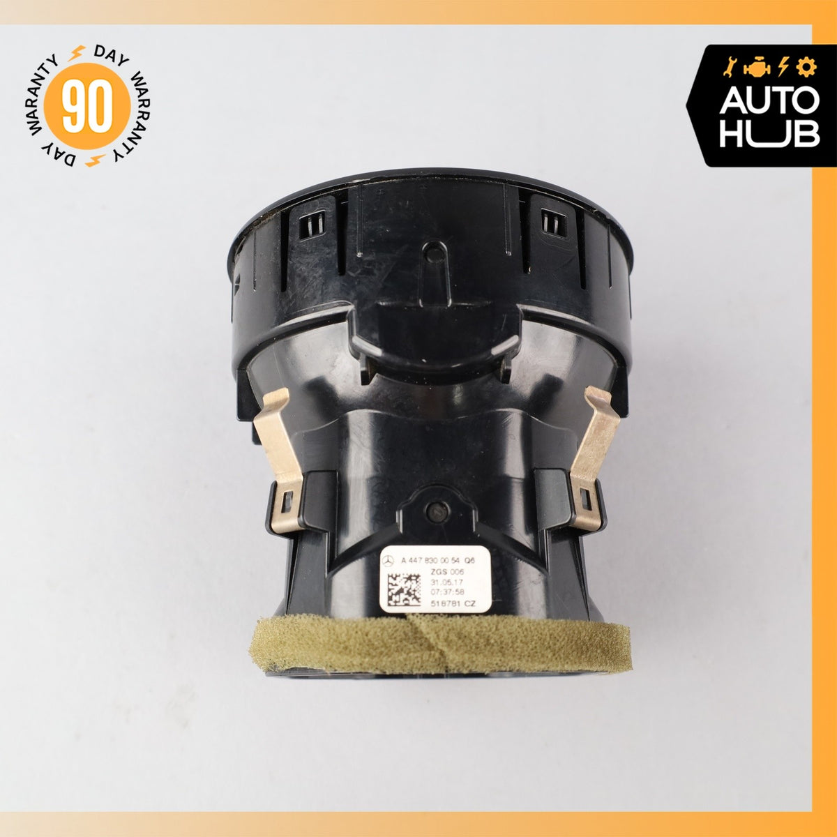 Mercedes W447 Metris Dash Outer Left or Right Side Air A/C Vent OEM - photo 8