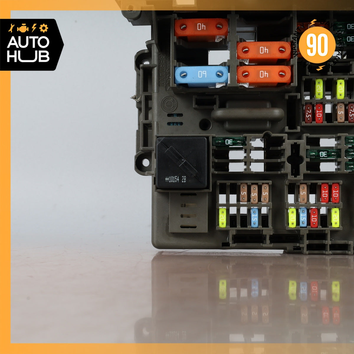 BMW E88 128i 328i Front Relay Junction Fusebox Fuse Box OEM - photo 3