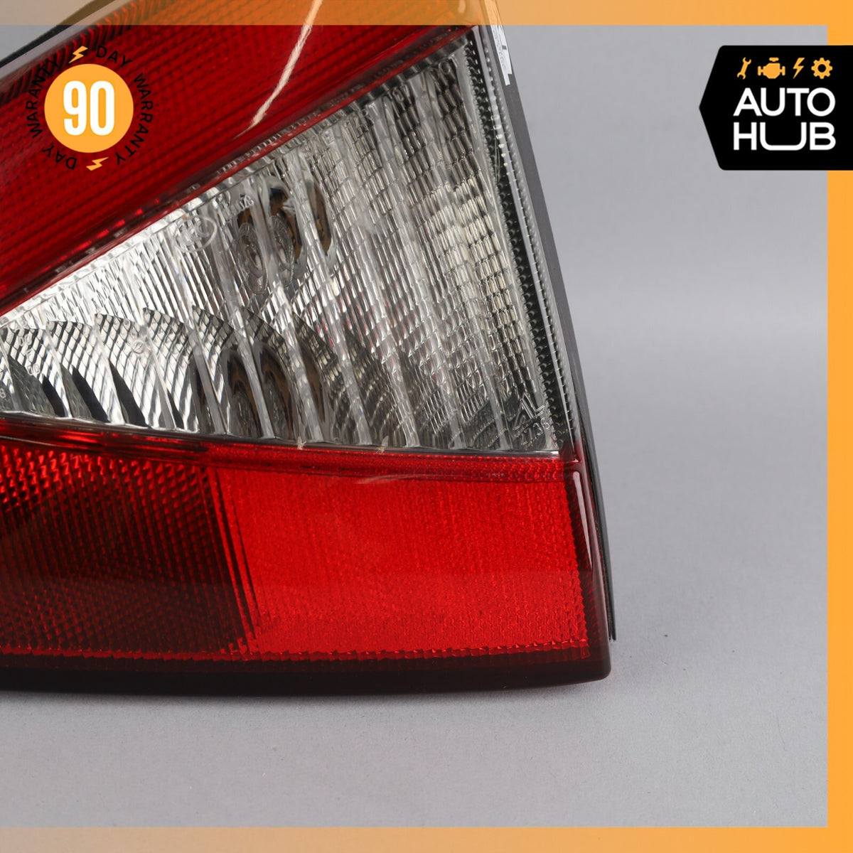 13-19 Maserati GranTurismo S M145 Right Side Inner Tail Light Lamp OEM 11k - photo 5