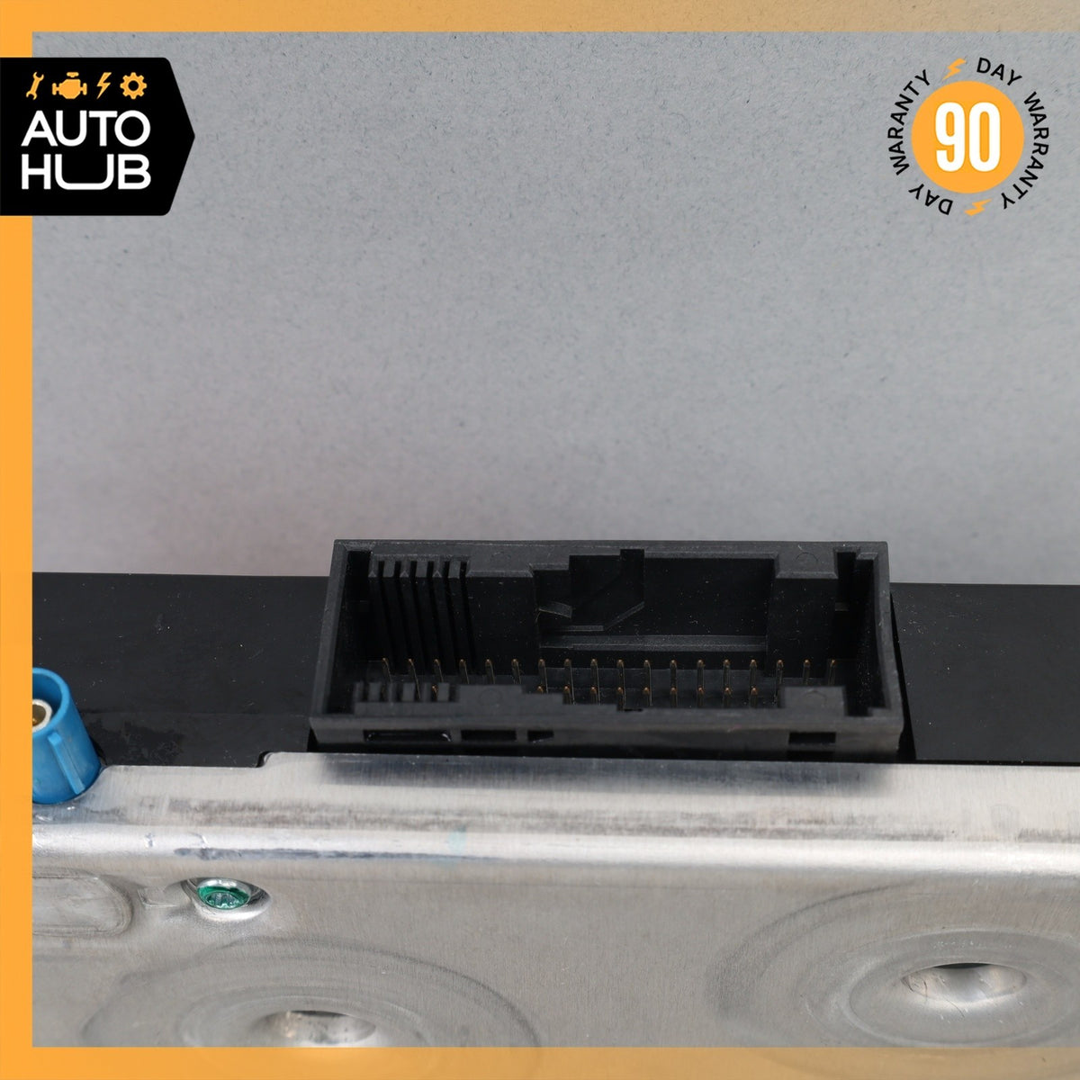 Mercedes W242 B250e Tele Aid Control Module 2429007500 OEM - photo 11