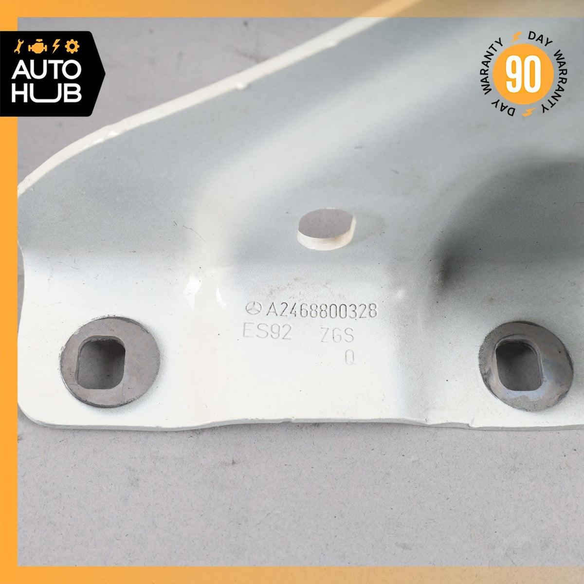 Mercedes W242 B250e Left Side Hood Hinge Support Bracket 2468800328 OEM - photo 18