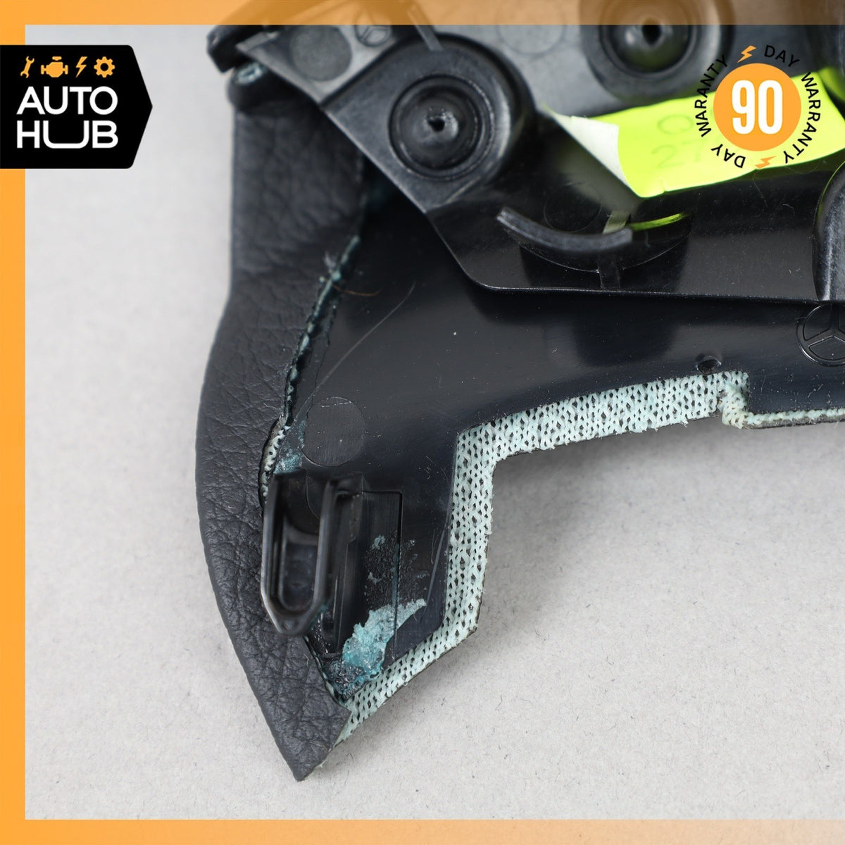 Mercedes W238 E400 Center Console Armrest Lid Lock Latch OEM - photo 7