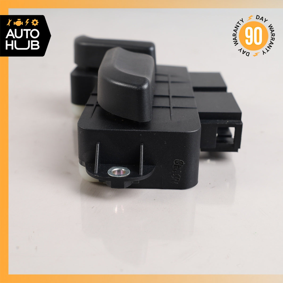 08-15 Audi 8J TT Front Left Seat Adjust Control Switch OEM - photo 7