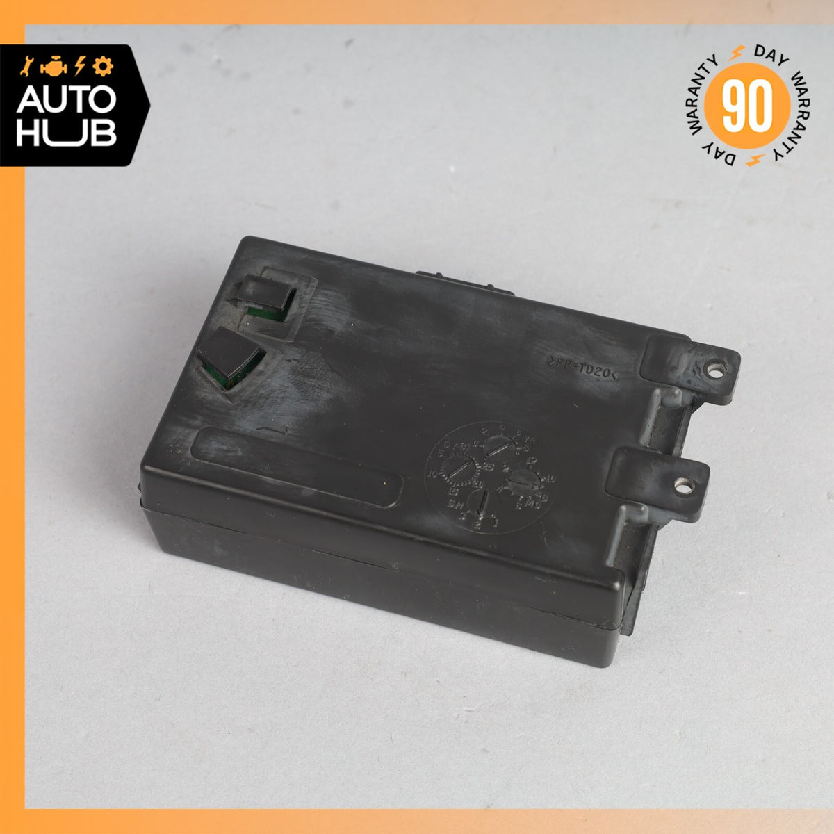 04-09 Cadillac XLR Front Right Passenger Side Seat Control Module 88993296 OEM - photo 4