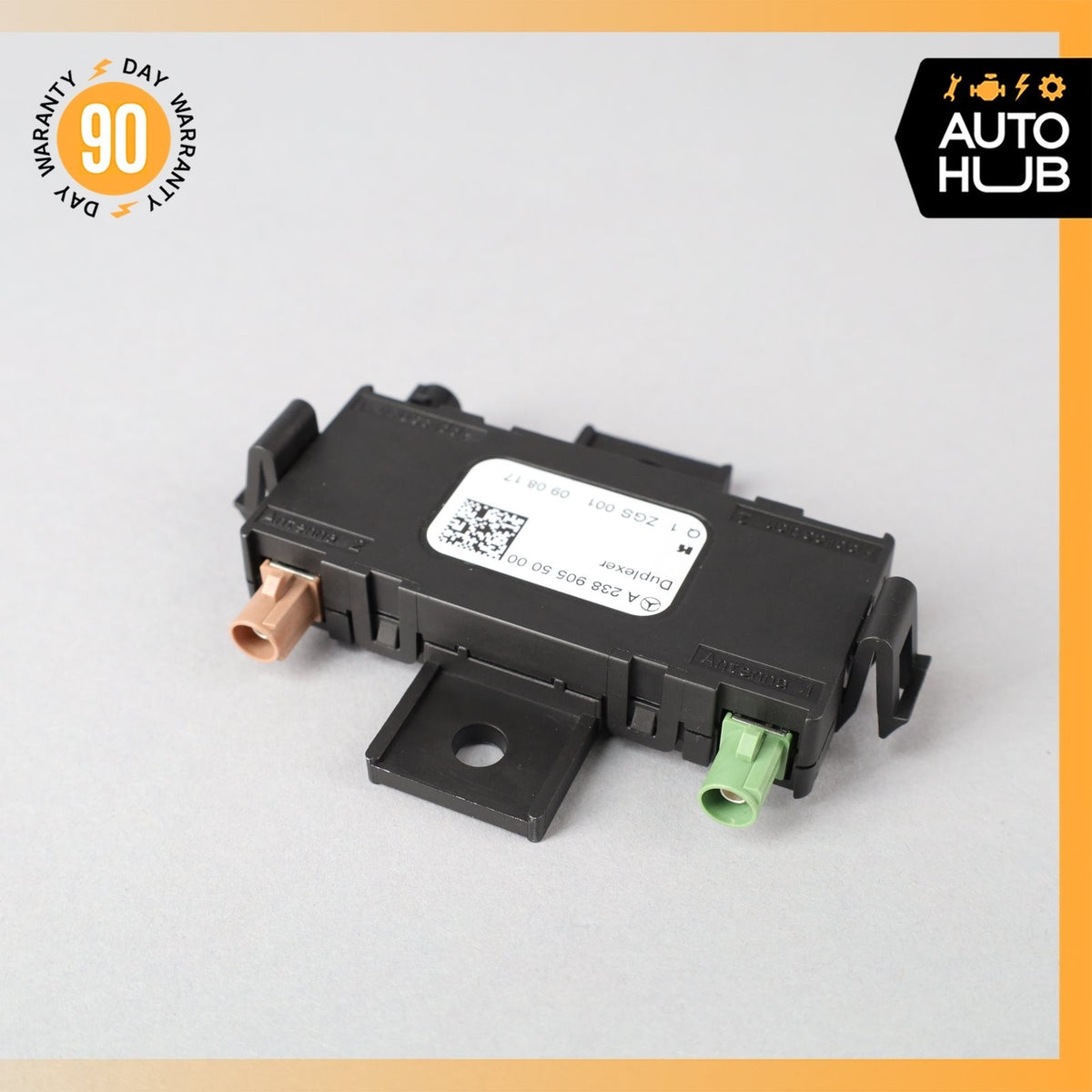 Mercedes X253 GLC300 Antenna Amplifier Control Module Unit OEM - photo 1