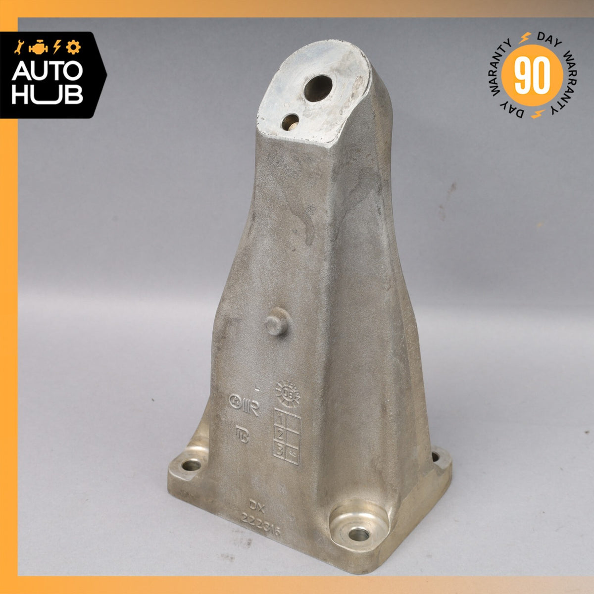 04-19 Maserati GranTurismo S Engine Motor Bracket Mount Left Driver Side OEM - photo 1