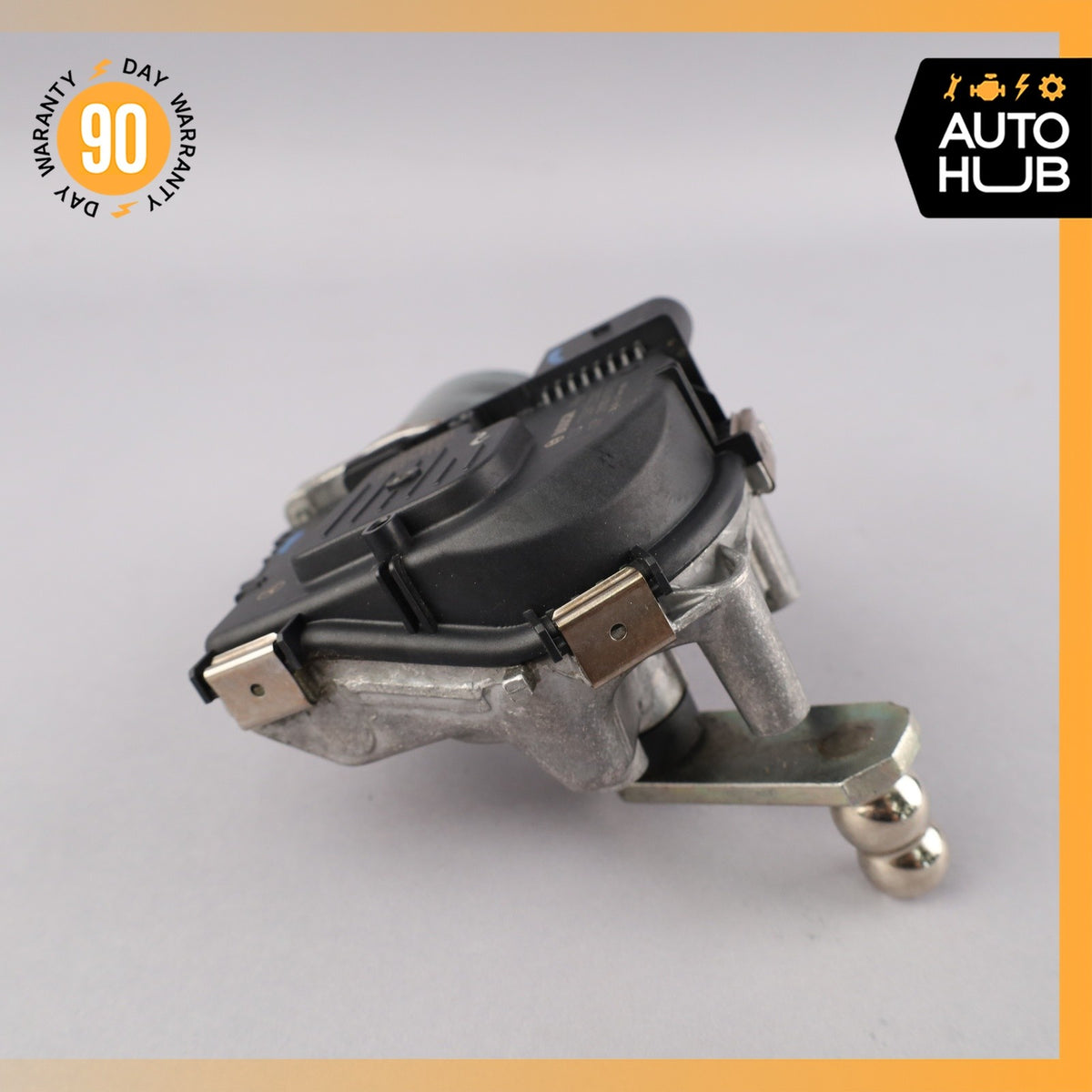 17-20 Mercedes W213 E350 E300 E63 AMG Windshield Washer Wiper Motor OEM 58k - photo 8