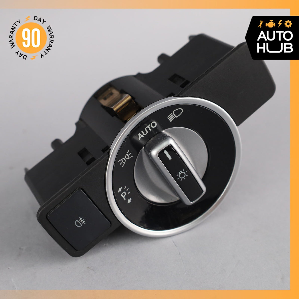 08-20 Mercedes W204 C250 SLK250 Headlight Fog Light Switch Control Module OEM - photo 1