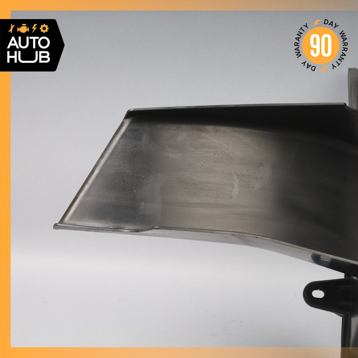 Maserati Quattroporte Front Left Side Intercooler Duct Shroud 670002899 OEM - photo 4