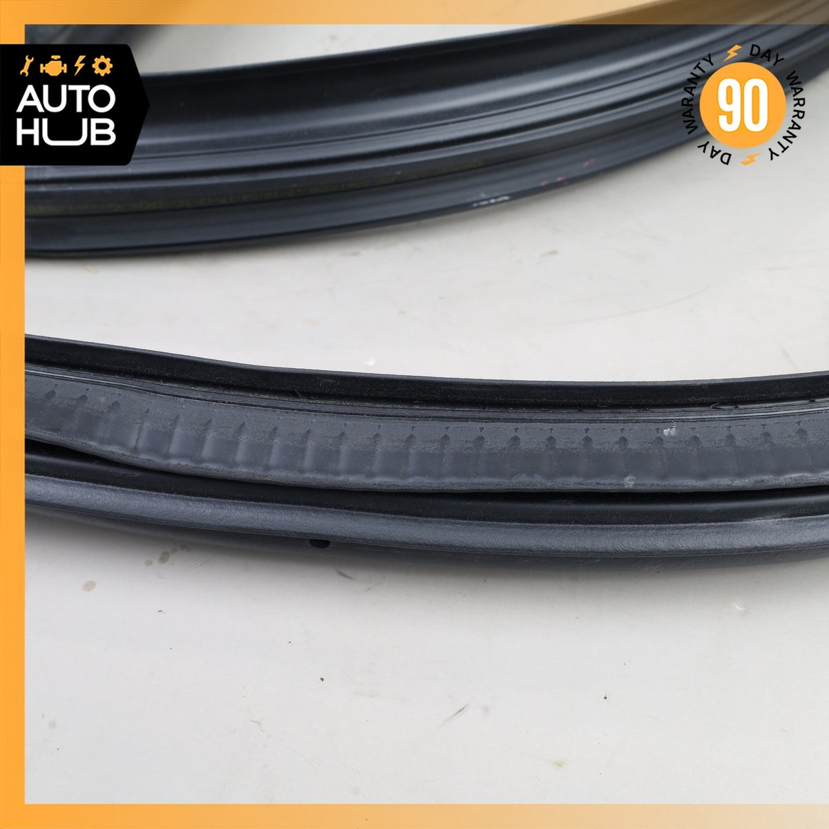 17-19 Porsche 991 911 Carrera 4S Coupe Right Side Door Weatherstrip Seal OEM - photo 12