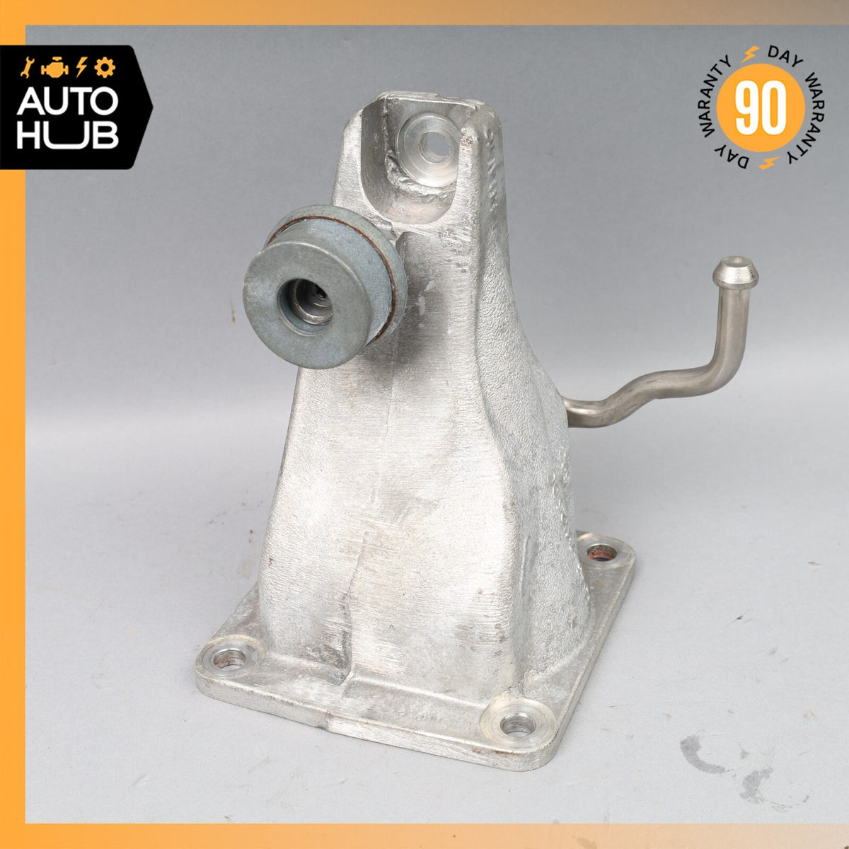 Aston Martin DB9 Left Automatic Transmission Crossmember Mount Bracket OEM - photo 2