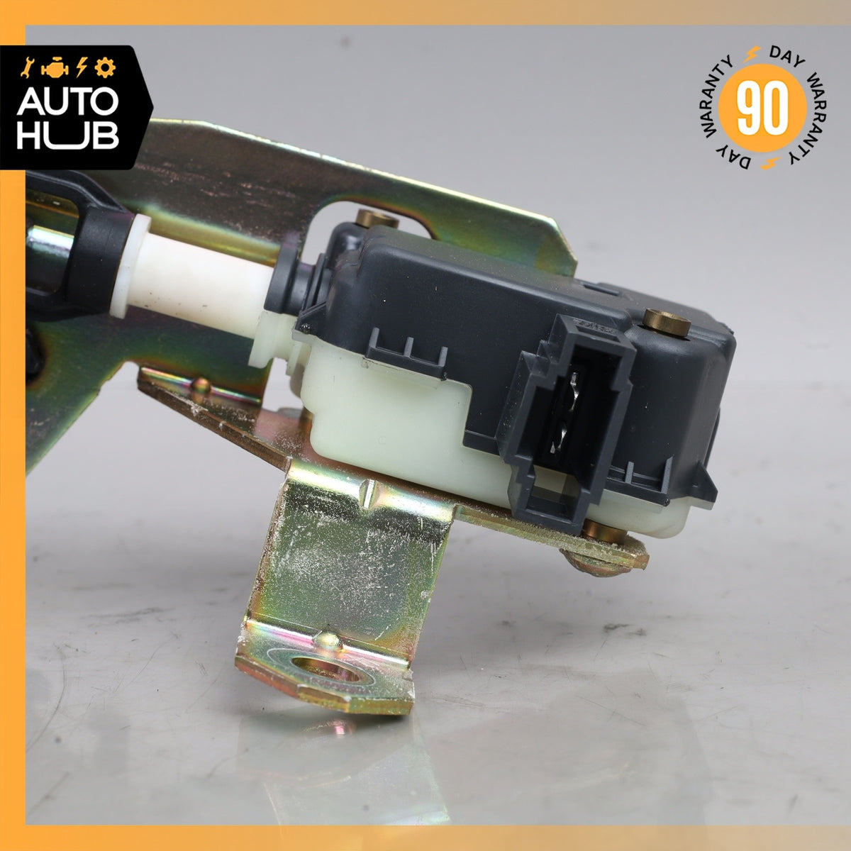 Porsche Cayenne 955 Trunk Lid Tailgate Latch Lock 7L0827506D OEM - photo 4