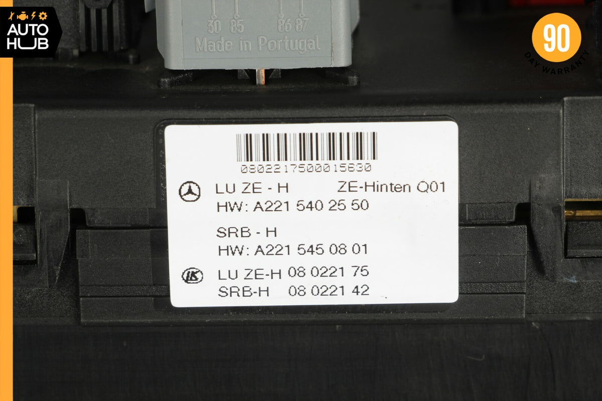 07-09 Mercedes W221 S550 CL550 S400 Rear Trunk Fuse Box Module 2215402550 OEM - photo 11