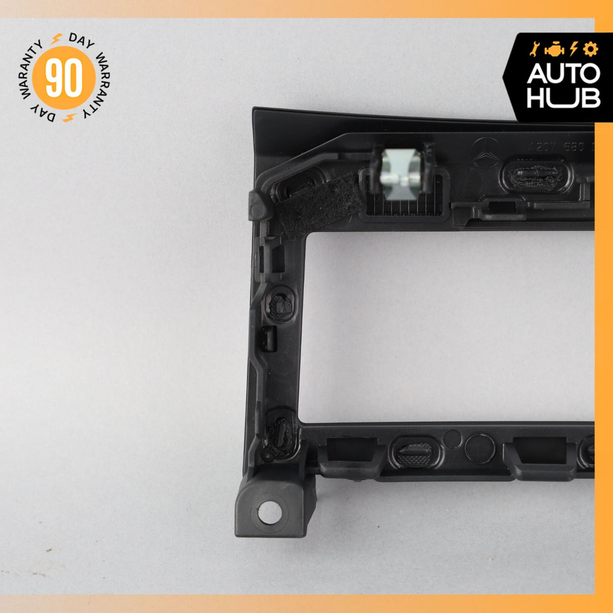 Mercedes W207 E350 E550 Coupe AC A/C Climate Control Switch Trim Bezel Cover OEM - photo 6