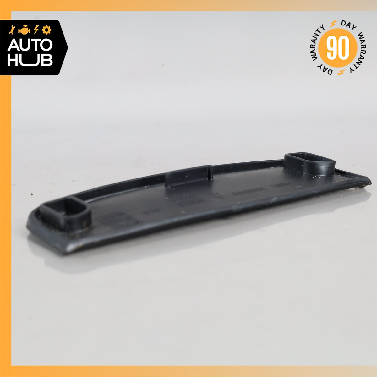 08-19 Maserati GranTurismo M145 Front Center Console Rubber Grip Tray OEM - photo 4