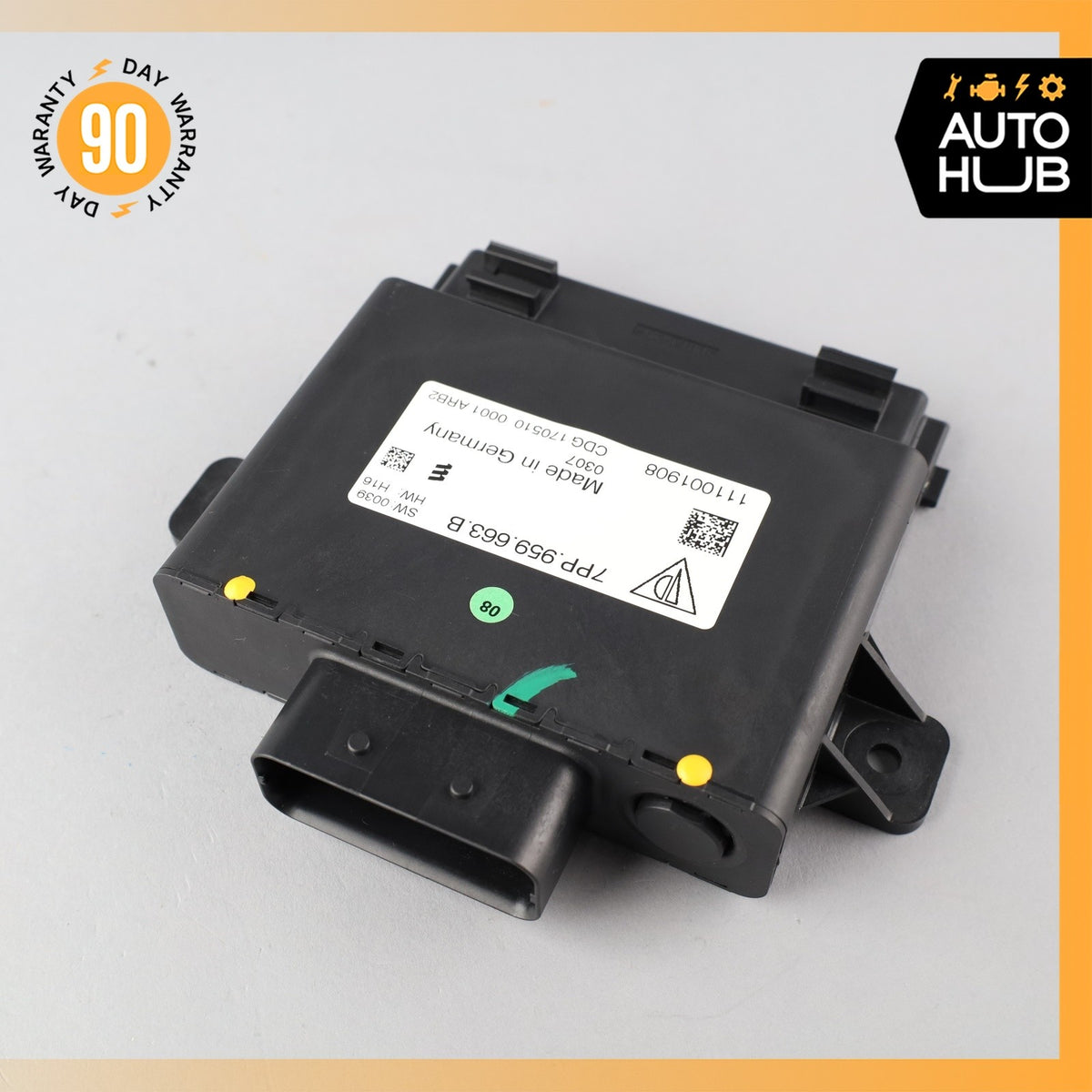 Porsche Cayenne 958 Start Stop Voltage Stabilizer Control Module ECU OEM - photo 2