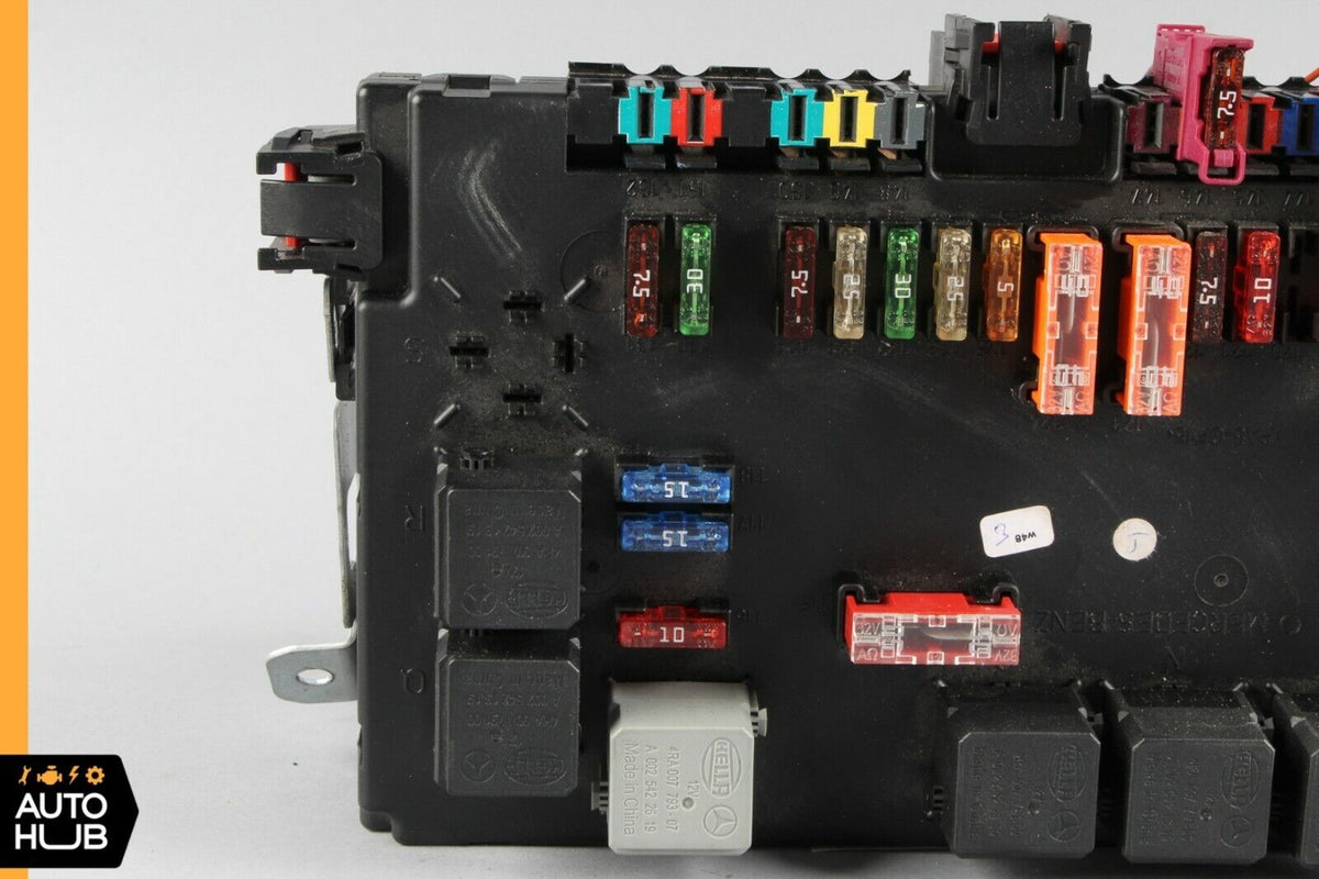 10-14 Mercedes W221 S550 CL550 Rear Trunk Fuse Box Relay Control Module OEM - photo 11