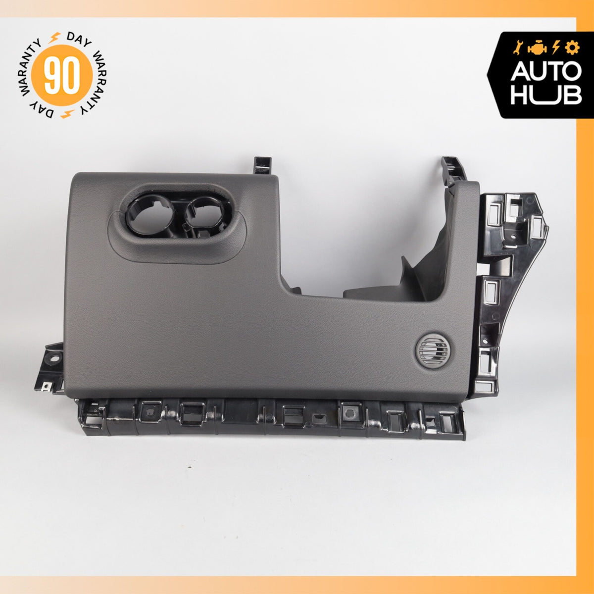 17-20 Maserati Levante M161 Dashboard Dash Left Under Seat Knee Panel OEM 73k - photo 3