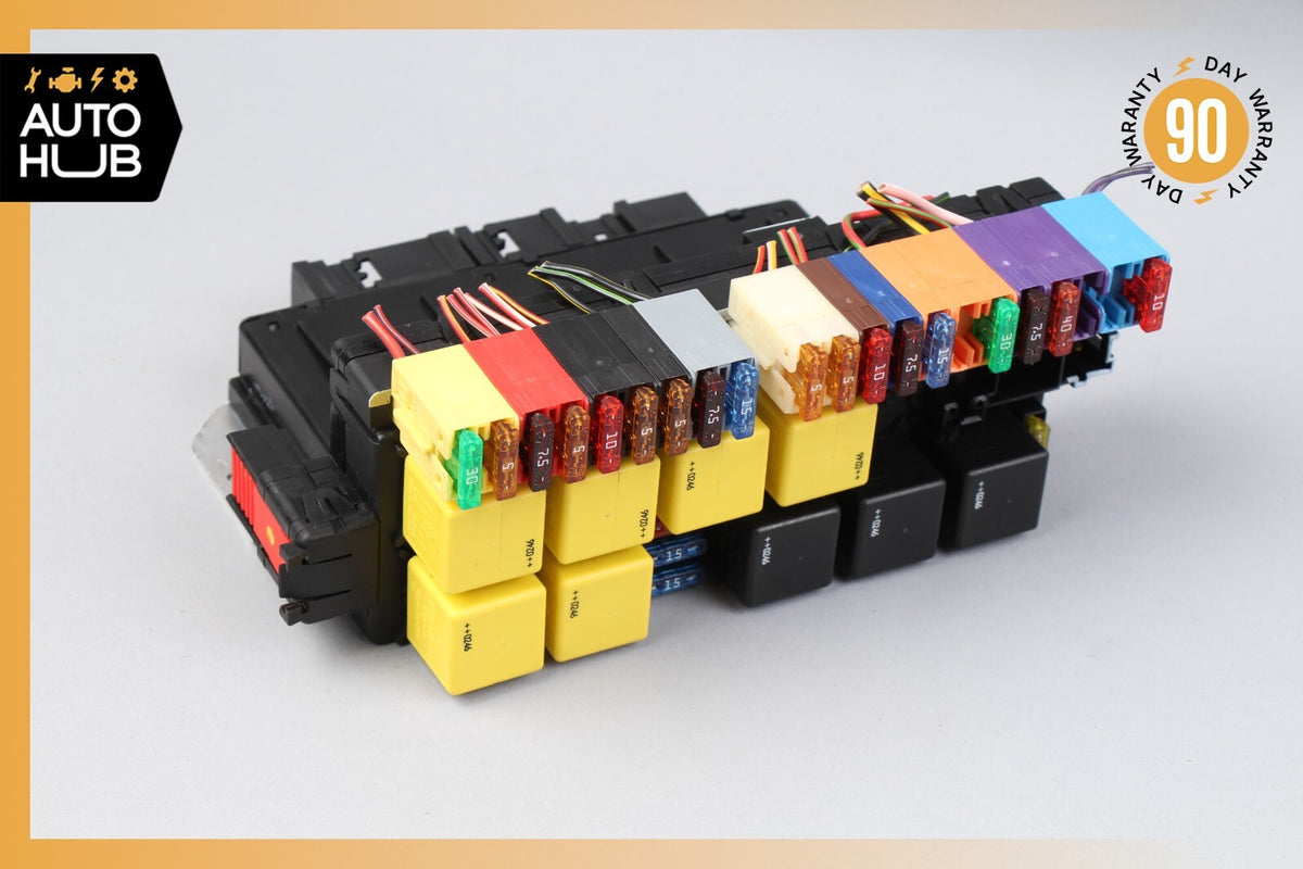 03-12 Mercedes R230 SL500 SL55 AMG Front Left SAM Fuse Box Control Module OEM - photo 2