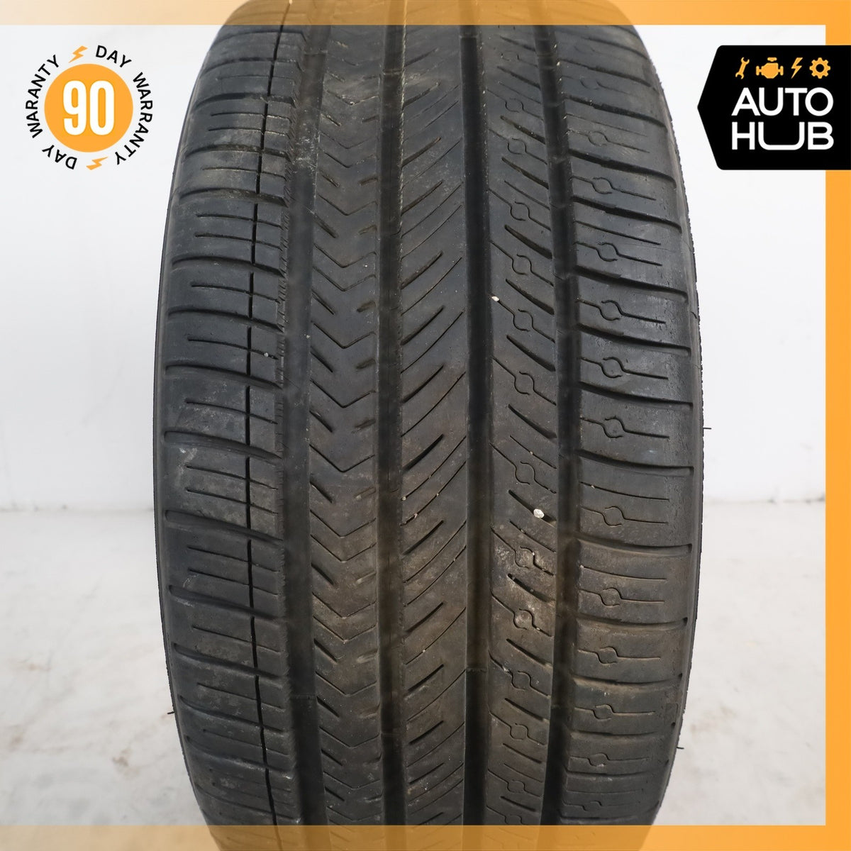 255/40ZR18 Michelin Pilot Sport All Season 4 255 40 18' 99Y XL 8.5/32" Tire - photo 2
