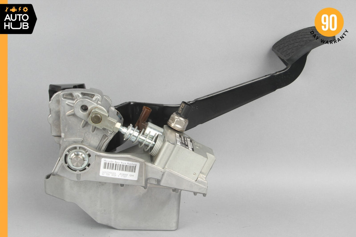 13-15 Mercedes W212 E400 Hybrid Brake Pedal Assembly 2122900001 OEM - photo 5