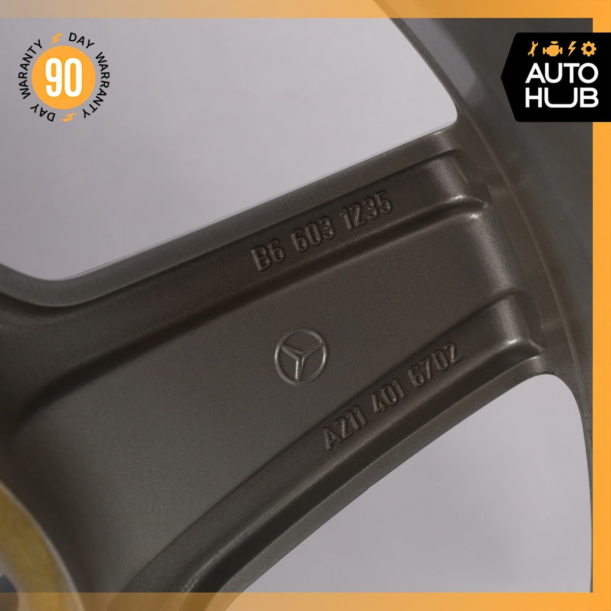 Mercedes W211 E350 E55 CLS55 AMG 9 x 18 18" Rear Wheel Rim 2114016702 OEM - photo 17