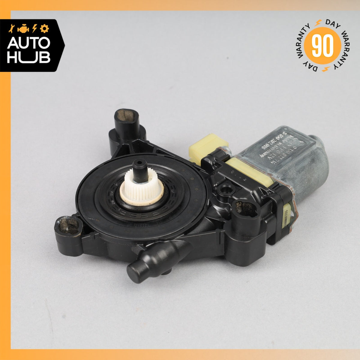 2015 Porsche Macan S 95B Rear Right Side Door Window Regulator Motor OEM - photo 9