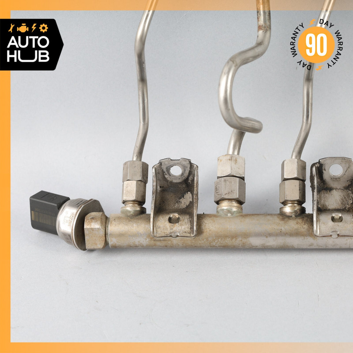 09-12 BMW F10 550i 750i 650i N63 4.4L Left Driver Side Fuel Rail w/Sensor OEM - photo 5