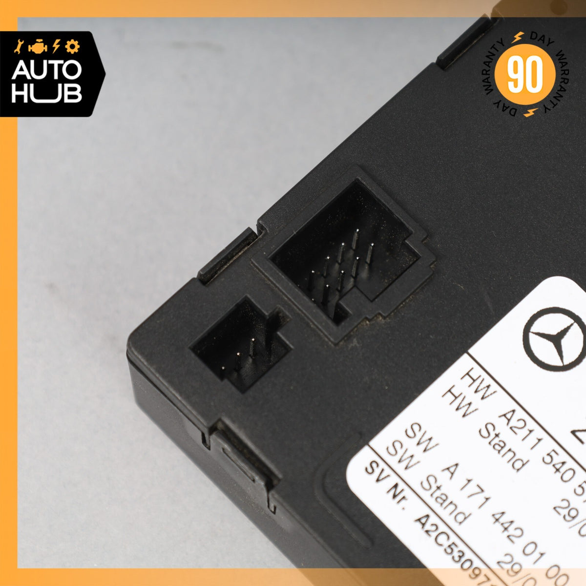03-11 Mercedes R171 SLK55 E350 Central Gateway Control Module 1715405045 OEM - photo 3
