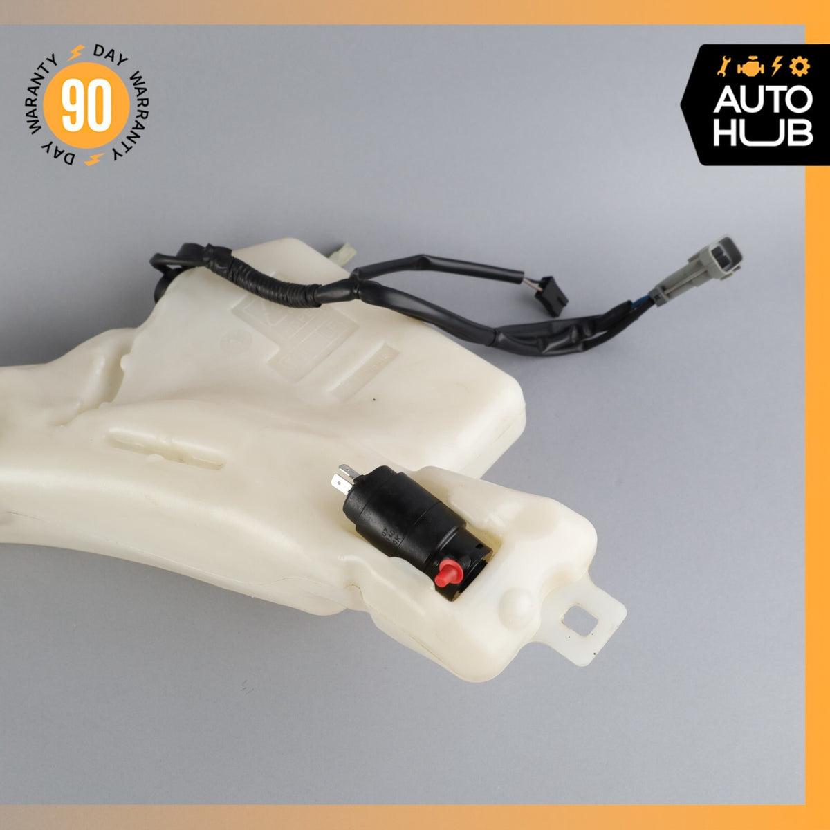 02-07 Maserati M138 Coupe 4200 Headlight Windshield Washer Bottle Tank OEM 67k - photo 6