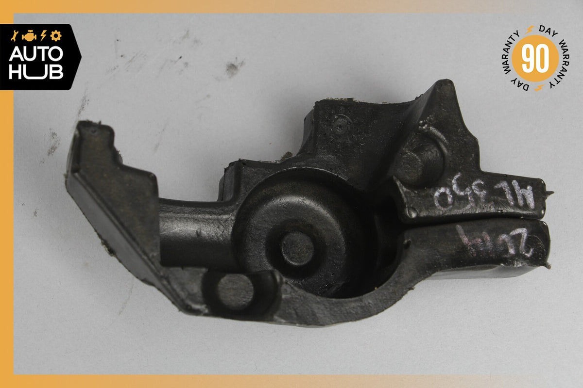 Mercedes W166 ML350 C300 Engine High Pressure Pump Cover Panel Insulation OEM - photo 2