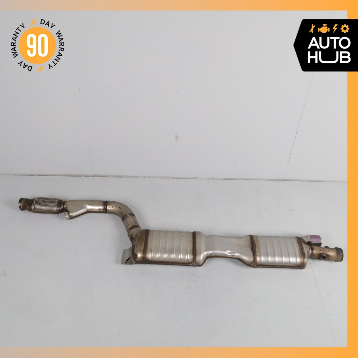 14-16 Mercedes W212 E250 Diesel Exhaust Mid Pipe Center Resonator Silencer OEM - photo 1