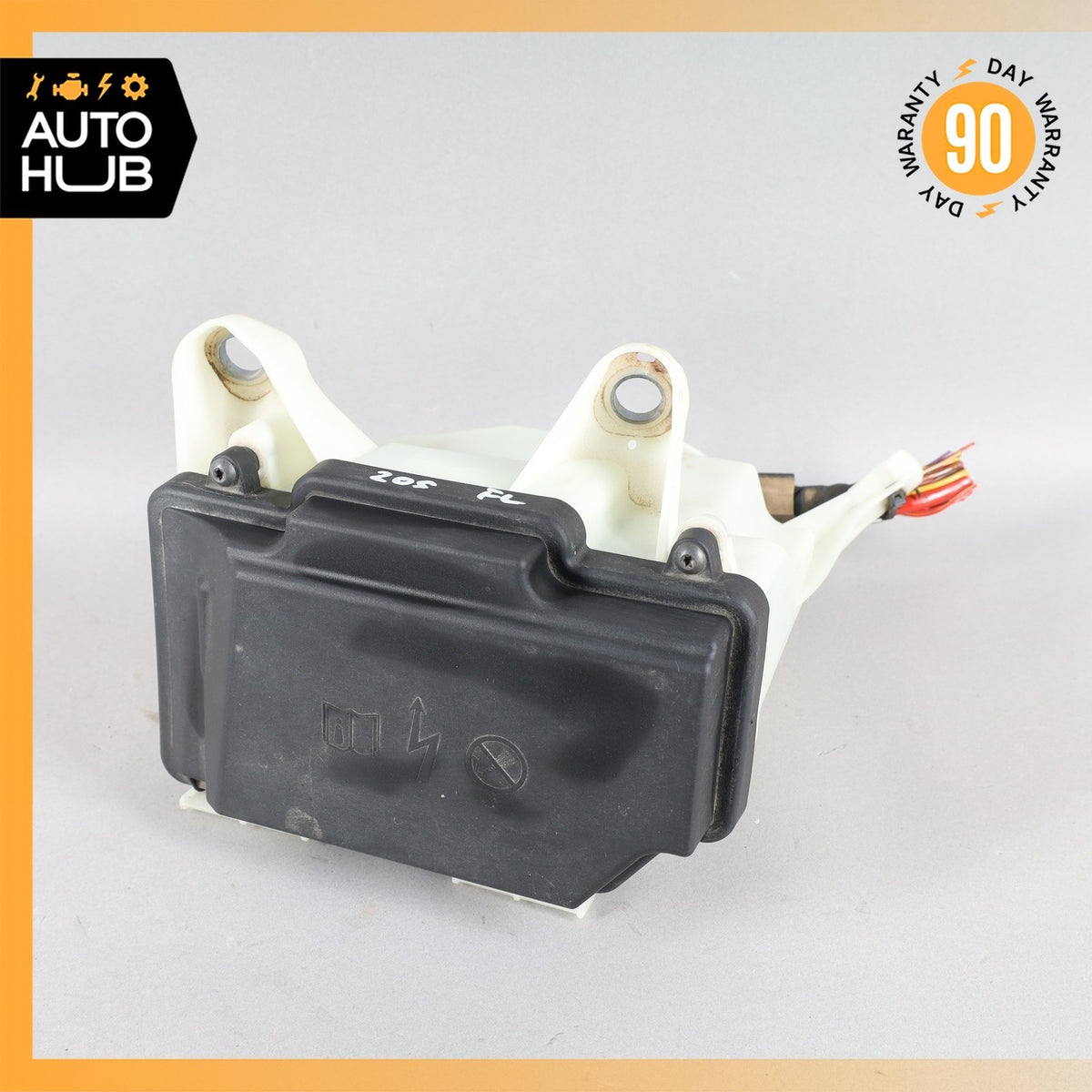 15-21 Mercedes W205 C300 C63 AMG Front Engine Fuse Relay Box Housing OEM - photo 1