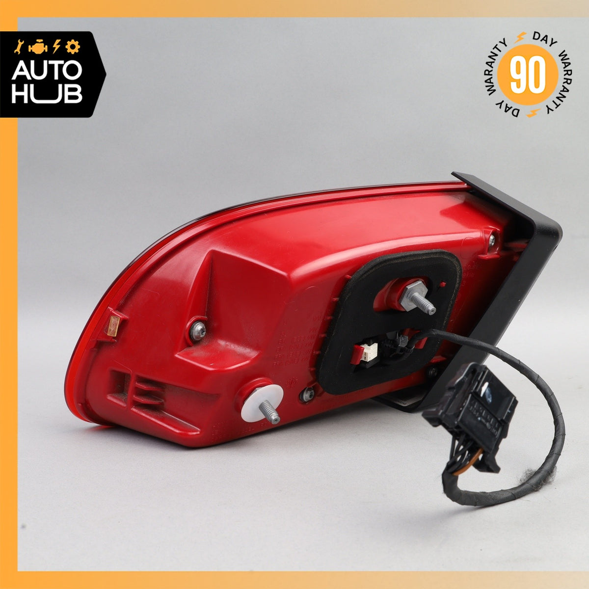 15-18 Porsche Macan 95B Rear Left Driver Side Inner Tail Light Lamp OEM 63k - photo 10