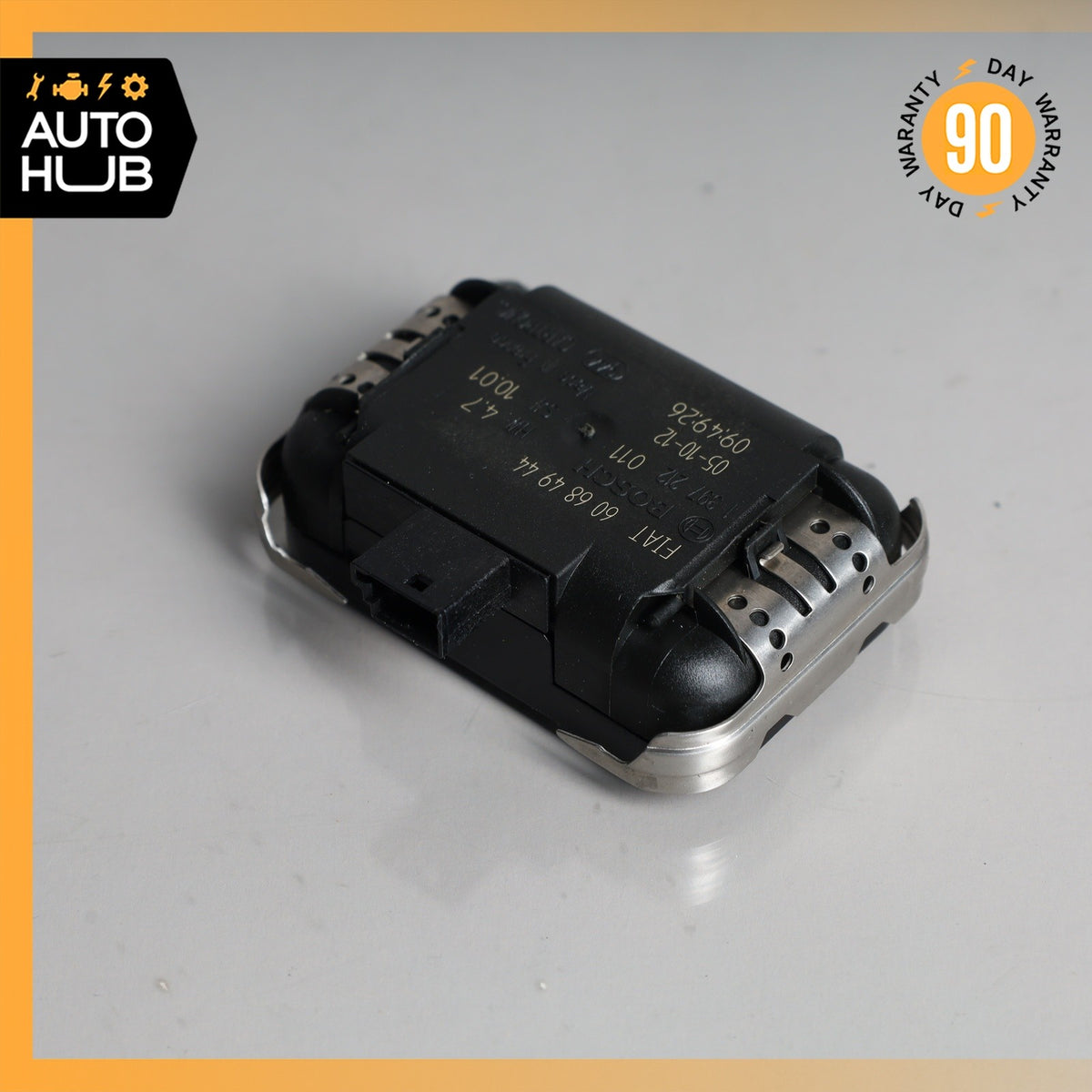 04-19 Maserati GranTurismo M145 Front Windshield Rain Sensor 60684944 OEM - photo 2