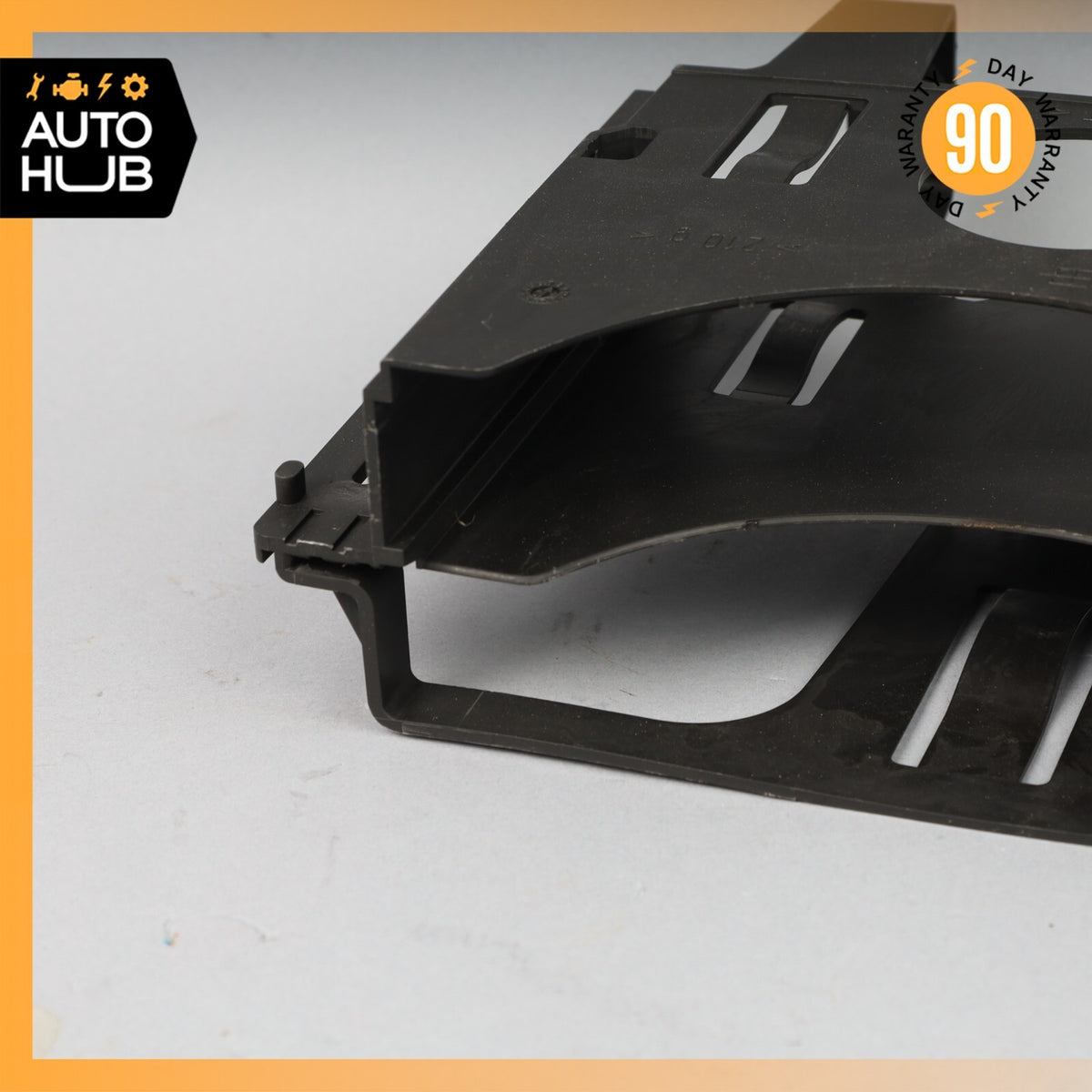 Mercedes W208 CLK430 Holder Bracket 2025458140 OEM - photo 3