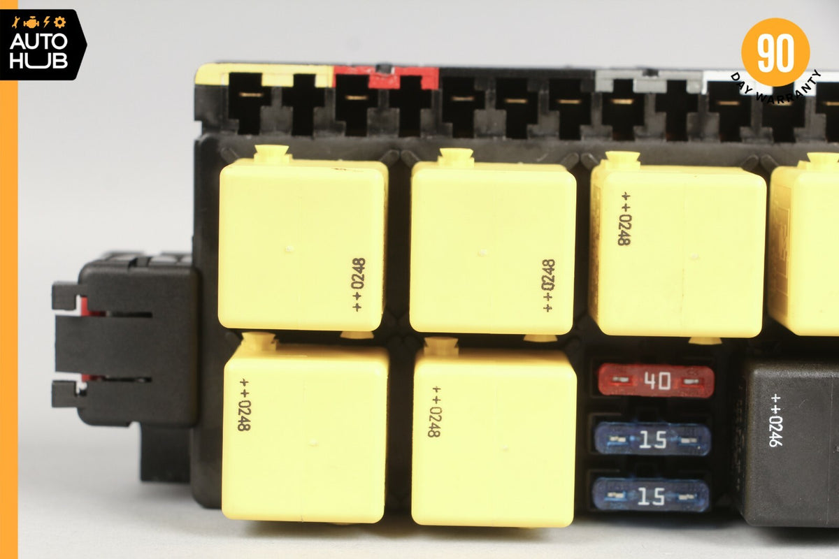 03-12 Mercedes R230 SL550 SL55 SLR Front Left SAM Fuse Box Control Module OEM - photo 7