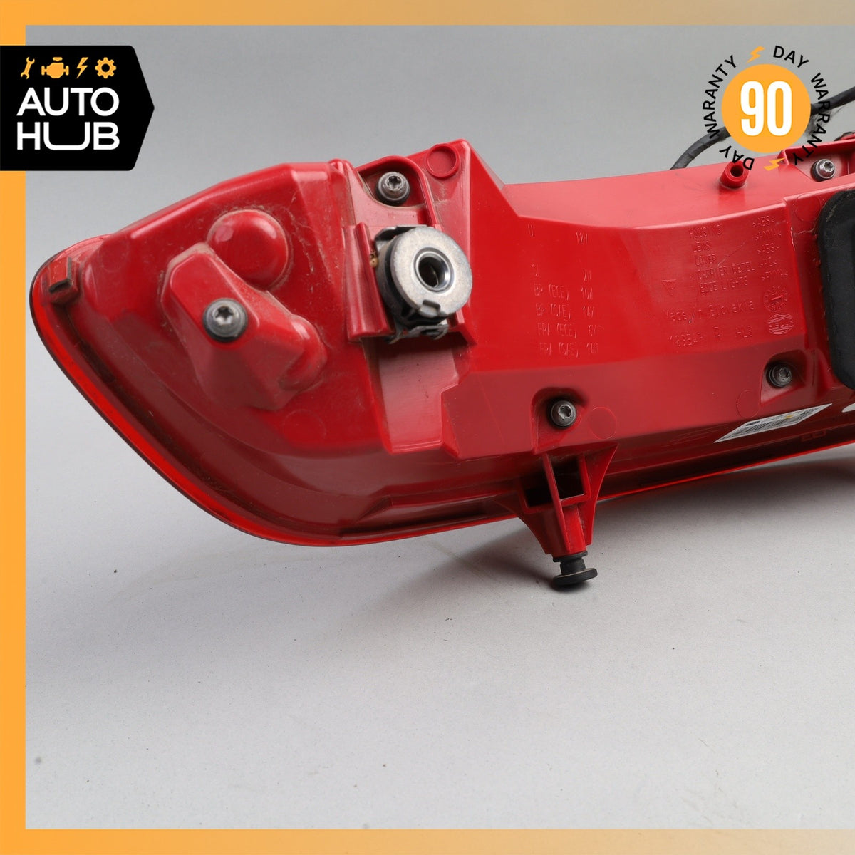 15-18 Porsche Maan 95B Right Side Outer Tail Light Lamp 95B945096E OEM 81k - photo 18