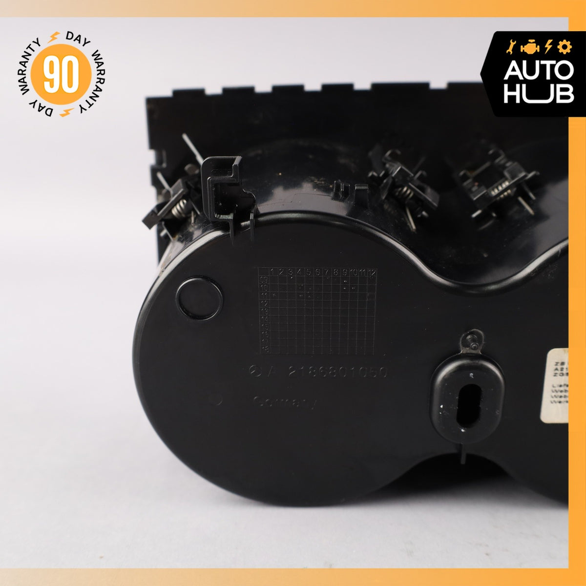 Mercedes W218 CLS550 Center Console Cup Holder Compartment OEM - photo 8