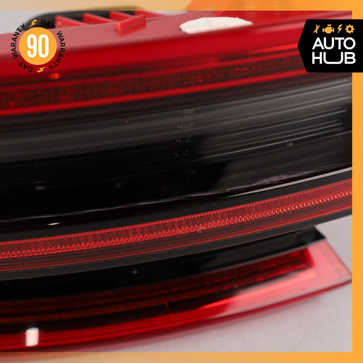 15-18 Porsche Macan 95B S GTS Right Side Outer Tail Light Lamp 95B945096E OEM - photo 11